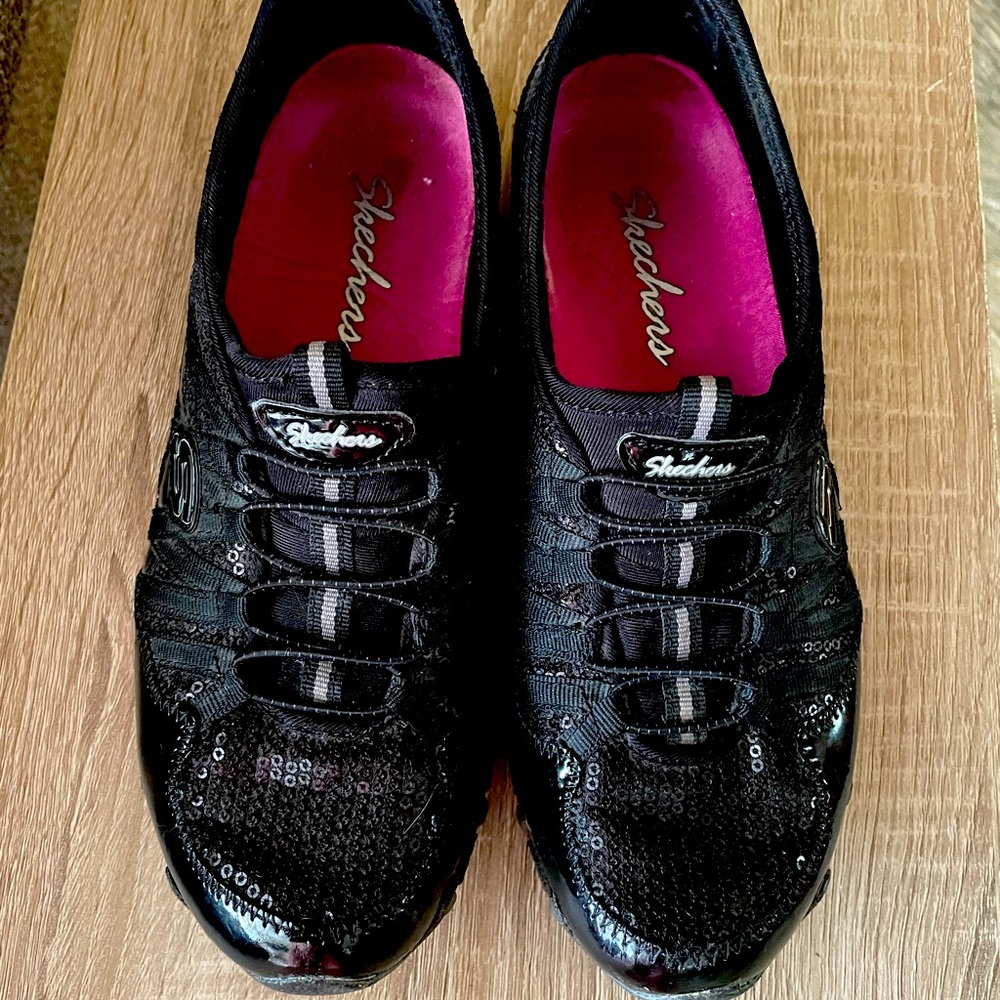 Skechers. Sz8